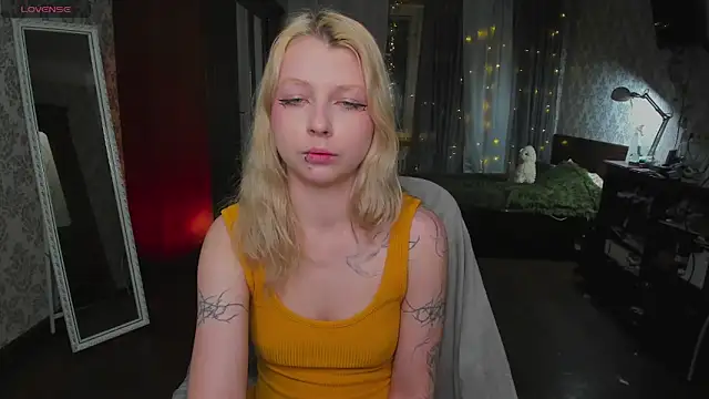 yourlovelyeve online show from March 2026 08:12:02 PM