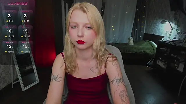 yourlovelyeve online show from April 2026 06:36:02 PM