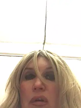 Snejnaya online show from February 2026 05:25:01 PM