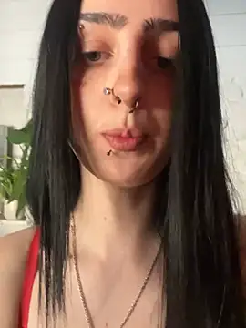 bellaxlauren online show from July 2026 04:18:02 PM