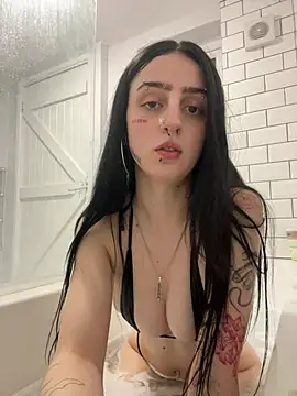 bellaxlauren online show from July 2026 09:43:01 PM