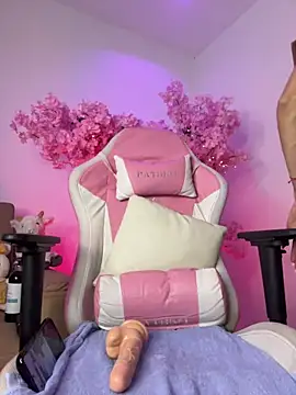 Doll Luna  online show from February 2026 03:21:02 AM