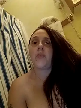 Queenbitch666777 online show from February 2026 06:00:02 AM