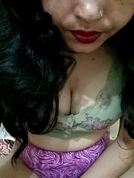 Hot Fiza0 online show from February 2026 07:03:02 PM