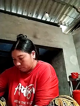 kussecka online show from April 2026 04:13:02 AM