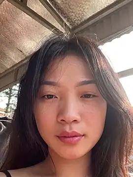 Lyn-be99 online show from March 2026 01:09:02 AM