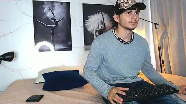 jhossua xxx online show from January 2026 12:42:01 PM