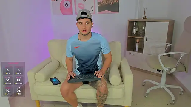 Snapshot of Massimo_Fiore chatting on February 2026 02:45:01 AM Massimo Fiore online show from February 2026 02:45:01 AM