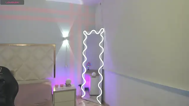 TINY TAY online show from April 2026 11:25:01 AM