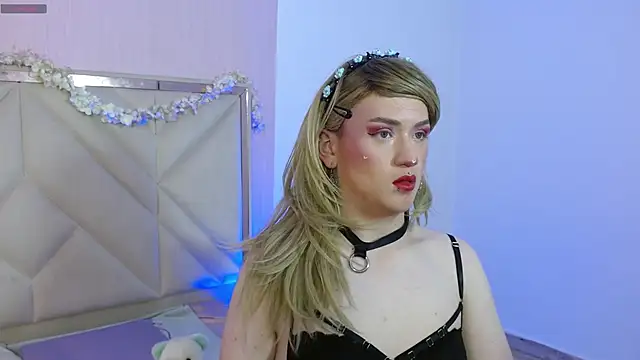 Snapshot of NOOAH_TAY chatting on February 2026 07:18:01 PM NOOAH TAY online show from February 2026 07:18:01 PM