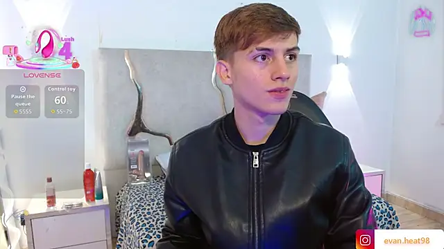 EVAN TAY online show from April 2026 03:07:02 AM