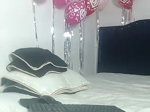 SalomeMorganX online show from March 2026 12:00:01 PM