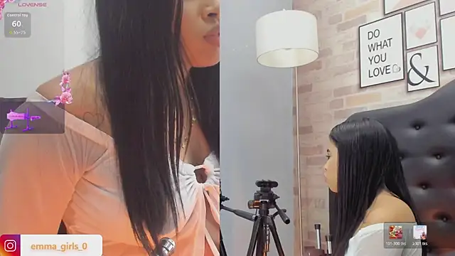 emmagirl0 online show from February 2026 01:53:02 PM