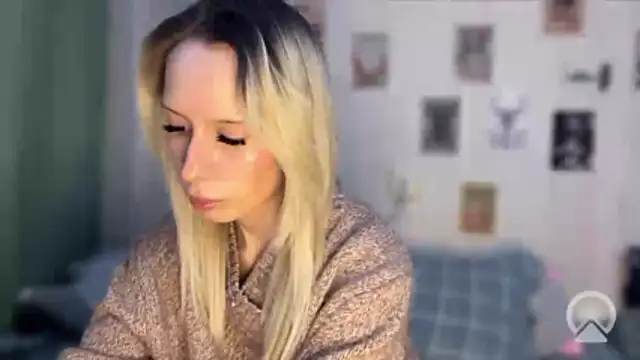 DellaCampbell online show from February 2026 02:12:02 PM