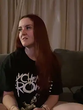 Snapshot of PoppySlut6999 chatting on February 2026 08:46:02 PM PoppySlut6999 online show from February 2026 08:46:02 PM