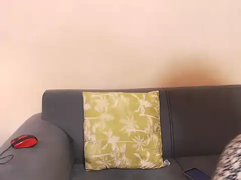 Snapshot of Thique_Dollxx chatting on February 2026 08:40:02 AM Thique Dollxx online show from February 2026 08:40:02 AM