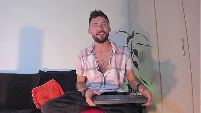 Snapshot of Erickpritz_xh chatting on May 2026 02:07:01 AM Erickpritz xh online show from May 2026 02:07:01 AM