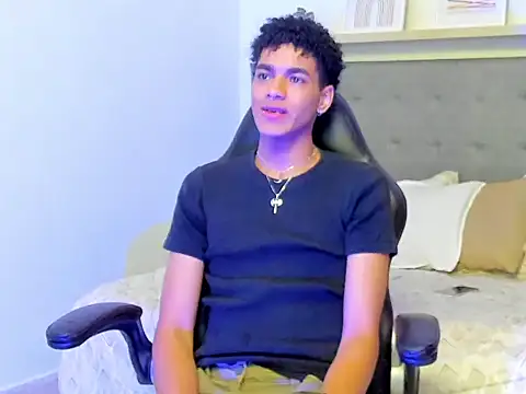 Snapshot of wes_gibbings chatting on February 2026 03:23:01 PM wes gibbings online show from February 2026 03:23:01 PM