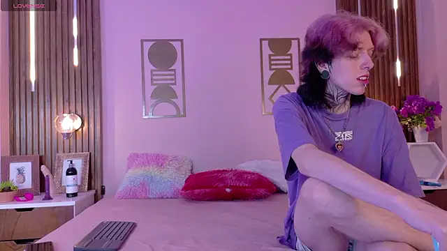 Snapshot of Hanna-Winchester chatting on February 2026 08:54:01 PM Hanna-Winchester online show from February 2026 08:54:01 PM