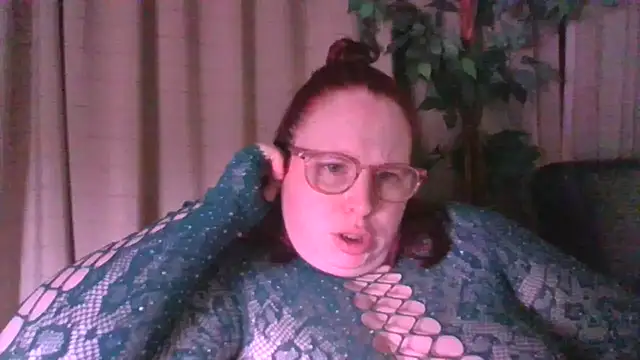 Sarahtjeuh  online show from March 2026 07:28:02 PM