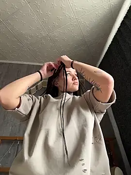 KishaMur online show from April 2026 05:47:02 AM