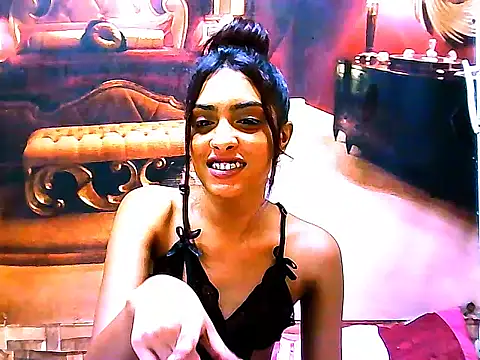 IndianPretty14u2Luv online show from February 2026 07:18:01 AM