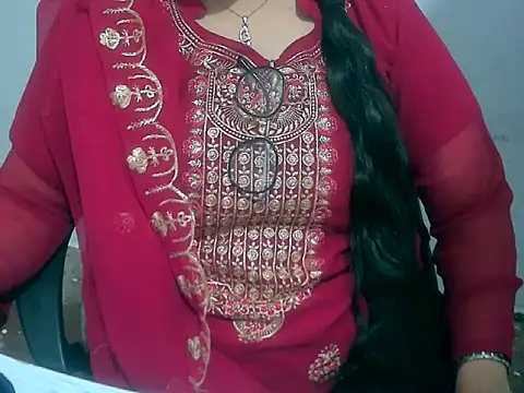 Cute Aliyaa online show from February 2026 07:30:01 AM