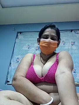 Snapshot of diyam4002 chatting on February 2026 07:51:01 AM diyam4002 online show from February 2026 07:51:01 AM