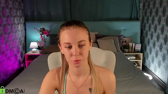 Tesssa Young online show from April 2026 12:31:01 AM