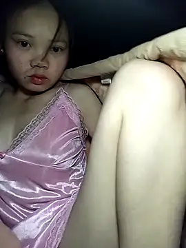 Snapshot of derylove_ chatting on February 2026 05:06:02 PM derylove online show from February 2026 05:06:02 PM