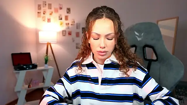 Snapshot of nexorine chatting on February 2026 11:28:02 AM nexorine online show from February 2026 11:28:02 AM