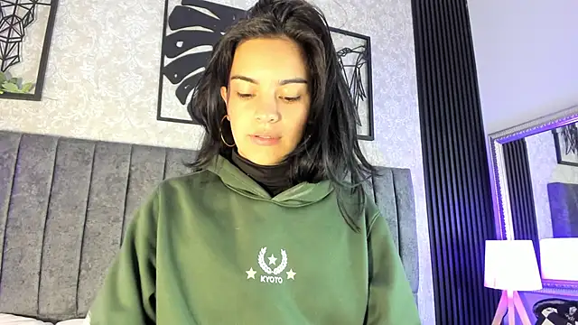 bliinkii and luka  online show from February 2026 01:18:01 PM