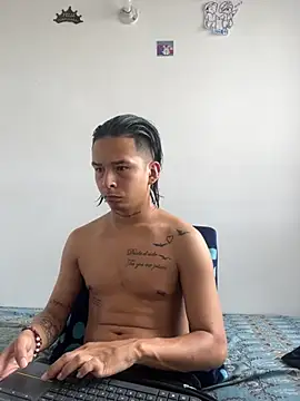 bliinkii and luka  online show from April 2026 08:44:02 PM