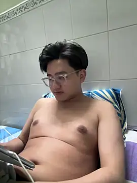 Snapshot of Kami_Kazo chatting on February 2026 03:38:01 PM Kami Kazo online show from February 2026 03:38:01 PM