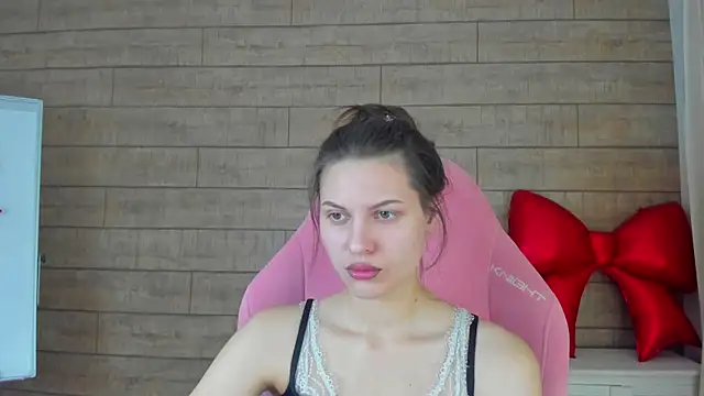 AliceVersal online show from February 2026 04:41:02 AM