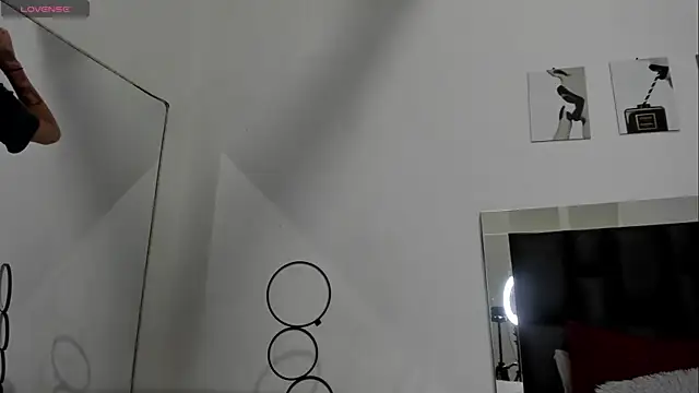 Isabella Moon9 online show from July 2026 11:12:02 AM