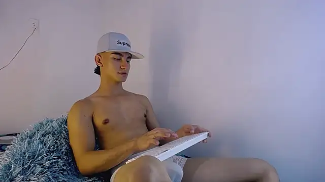 Snapshot of BabyAndy_ chatting on February 2026 10:03:01 PM BabyAndy online show from February 2026 10:03:01 PM