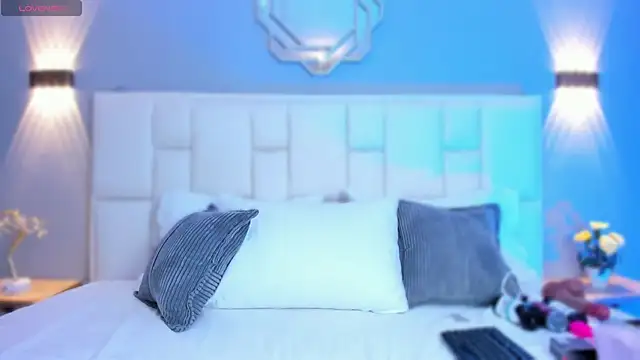 Snapshot of KataThonpson chatting on March 2026 04:29:01 AM KataThonpson online show from March 2026 04:29:01 AM