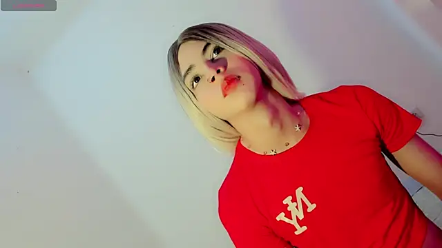 Snapshot of zoe_rous2 chatting on February 2026 02:05:01 PM zoe rous2 online show from February 2026 02:05:01 PM