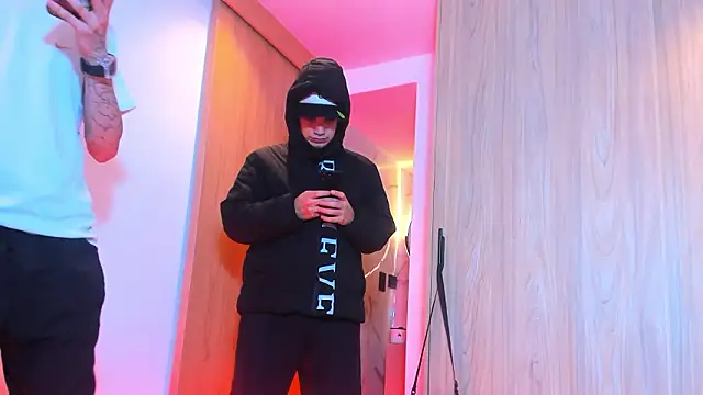 TheBatMansion online show from January 2026 11:25:01 PM