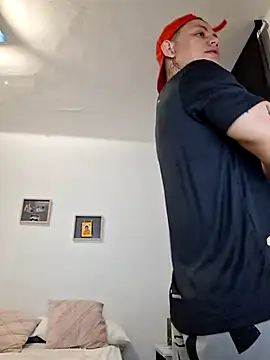 Snapshot of Zarc_Jhonson chatting on January 2025 09:28:01 AM Zarc Jhonson online show from January 2025 09:28:01 AM