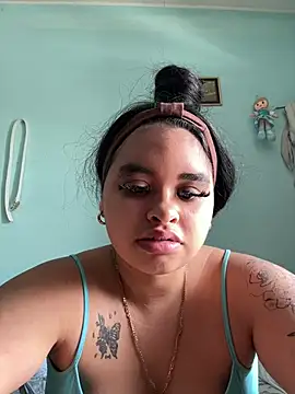 Aloyenita online show from May 2026 10:10:01 AM