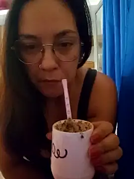 kuramaqueen online show from February 2026 06:39:02 AM