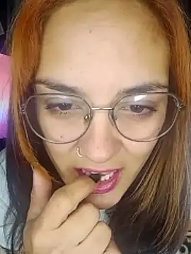 Snapshot of kuramaqueen chatting on June 2026 03:50:02 AM kuramaqueen online show from June 2026 03:50:02 AM