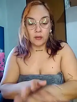 Snapshot of kuramaqueen chatting on July 2026 01:30:01 AM kuramaqueen online show from July 2026 01:30:01 AM