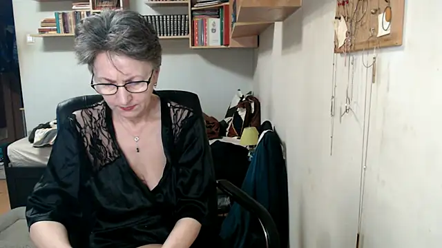 Snapshot of katemodel chatting on November 2025 08:14:01 AM katemodel online show from November 2025 08:14:01 AM