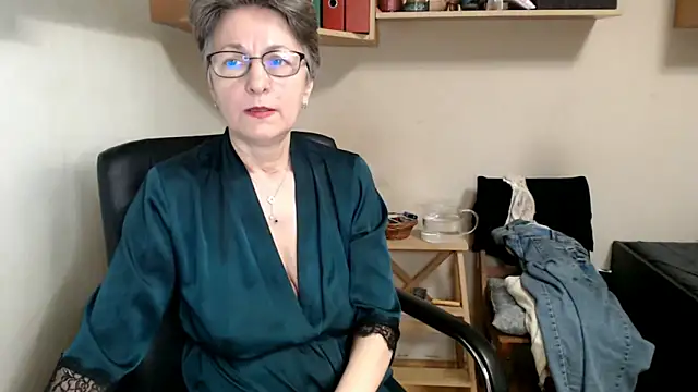 Snapshot of katemodel chatting on November 2025 08:13:02 AM katemodel online show from November 2025 08:13:02 AM