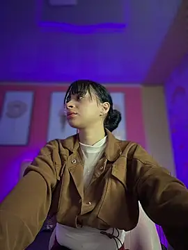 Snapshot of Sasha-18 chatting on February 2026 12:44:02 PM Sasha-18 online show from February 2026 12:44:02 PM