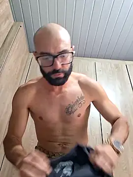 Robsonitj90 online show from February 2026 07:52:02 PM