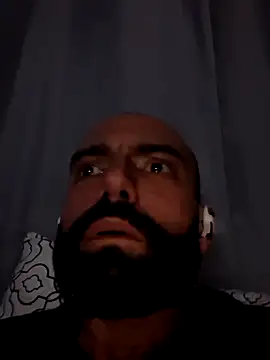 Robsonitj90 online show from April 2026 06:50:01 AM